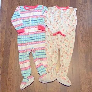 Carter’s Footie Pajamas 2T Like New